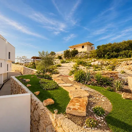 Yolo Villa